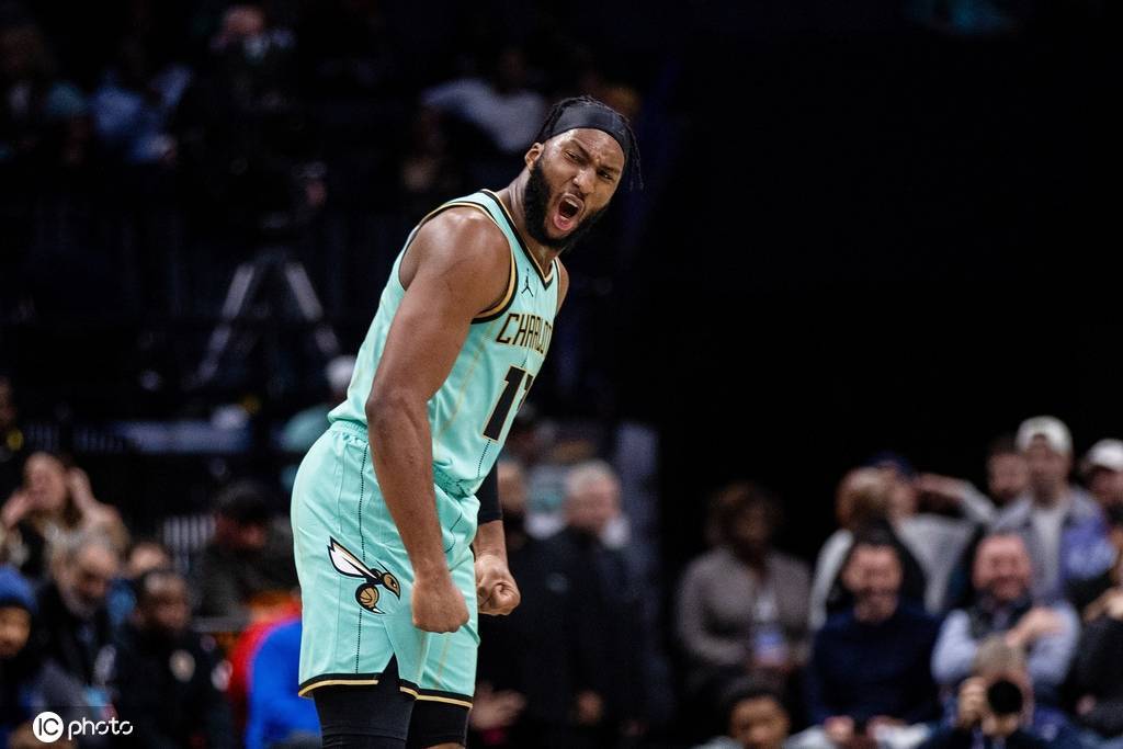 再补强!火箭一年310万签约侧翼 此人是杜兰特前队友